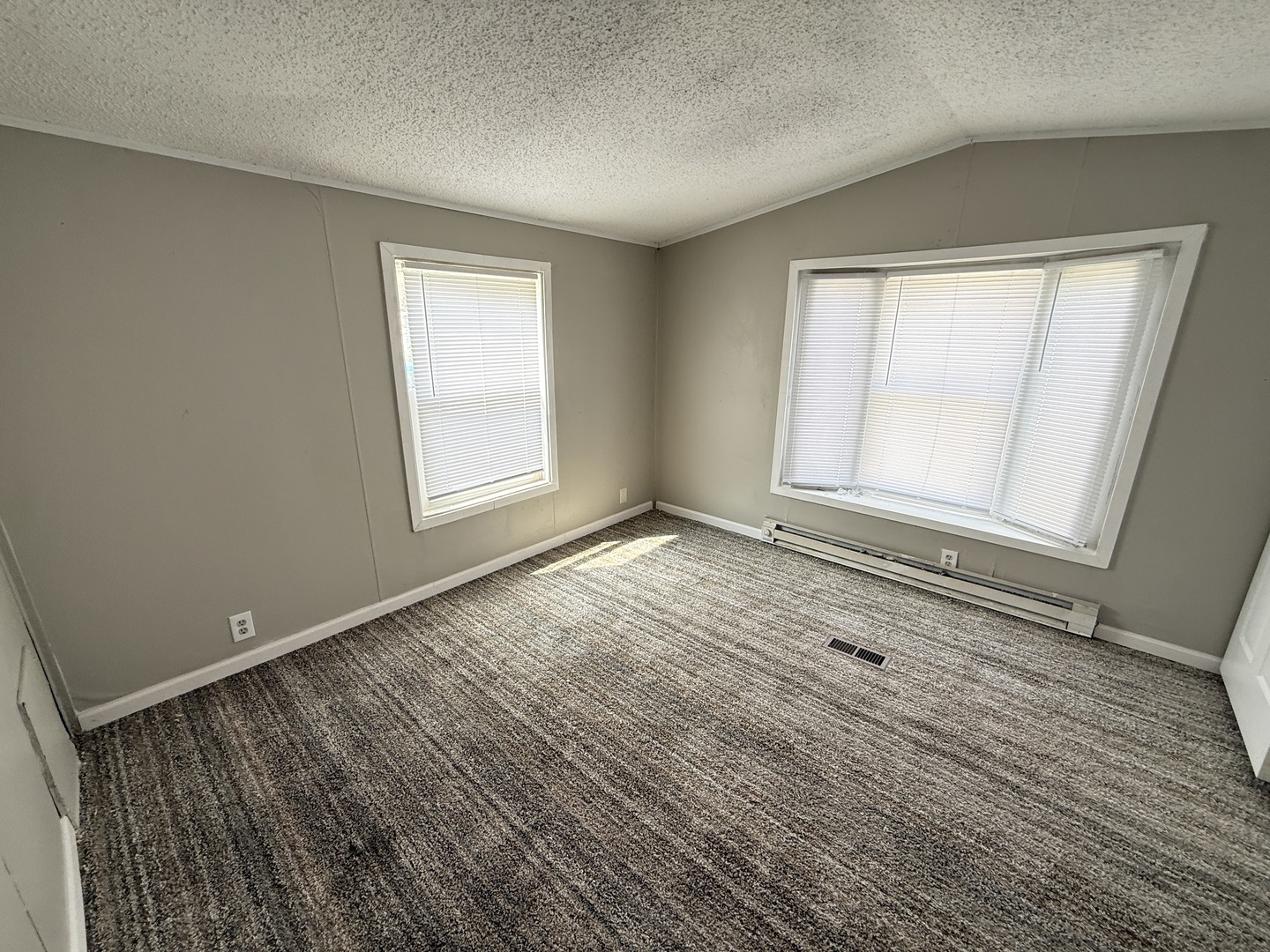 1712 S Dixie Highway 204 Property Photo 14