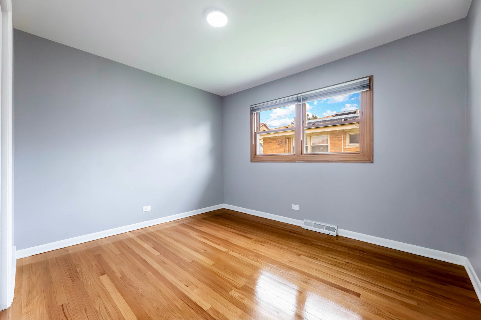 3622 W 54th Street Property Photo 12