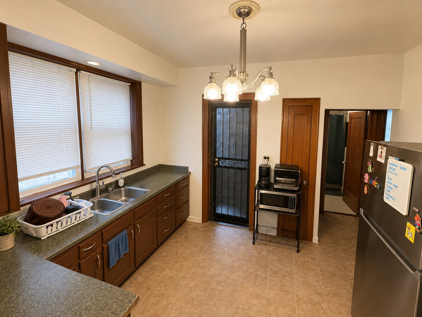 7414 S Chappel Avenue Property Photo 28