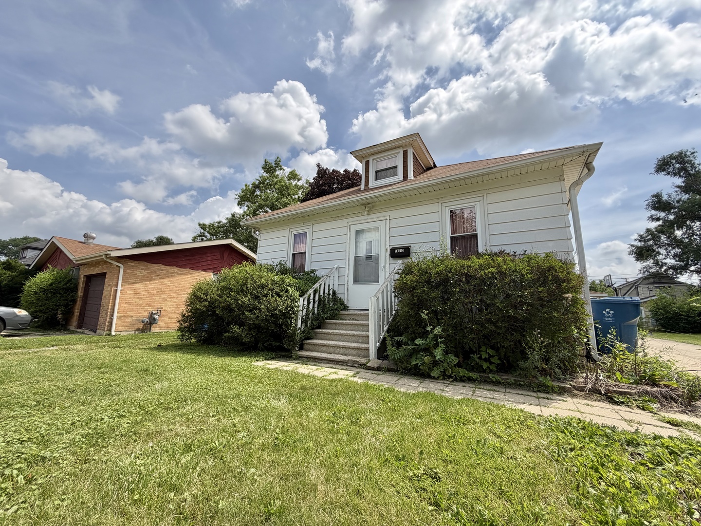 14613 Avers Avenue Property Photo 1
