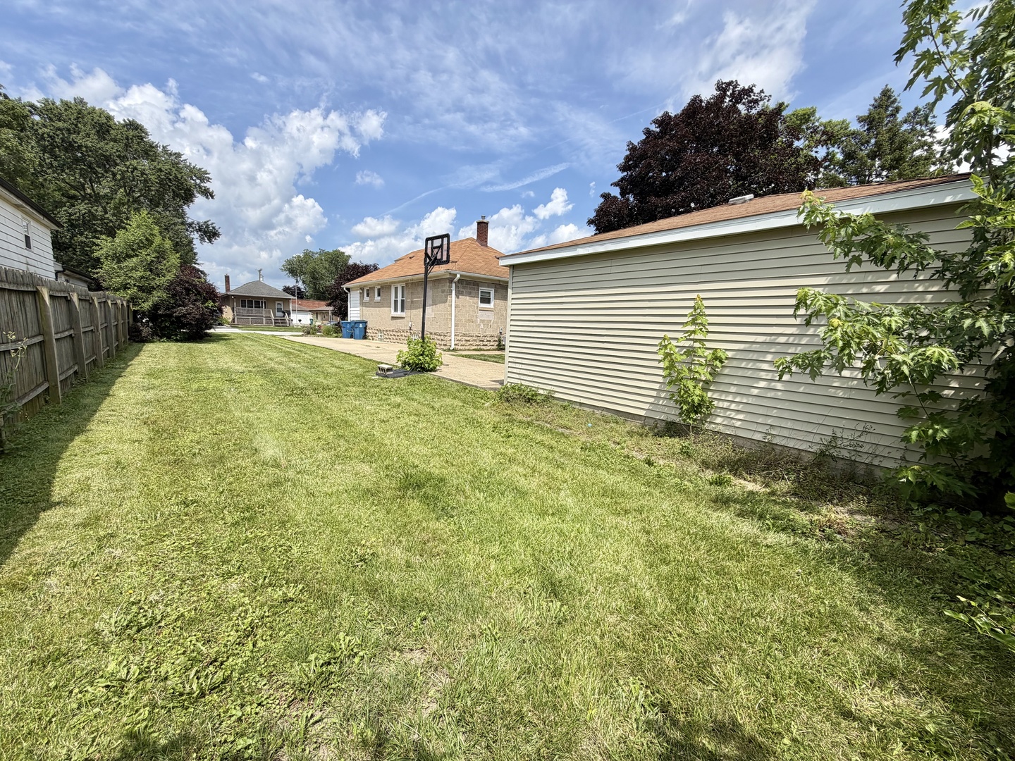 14613 Avers Avenue Property Photo 5