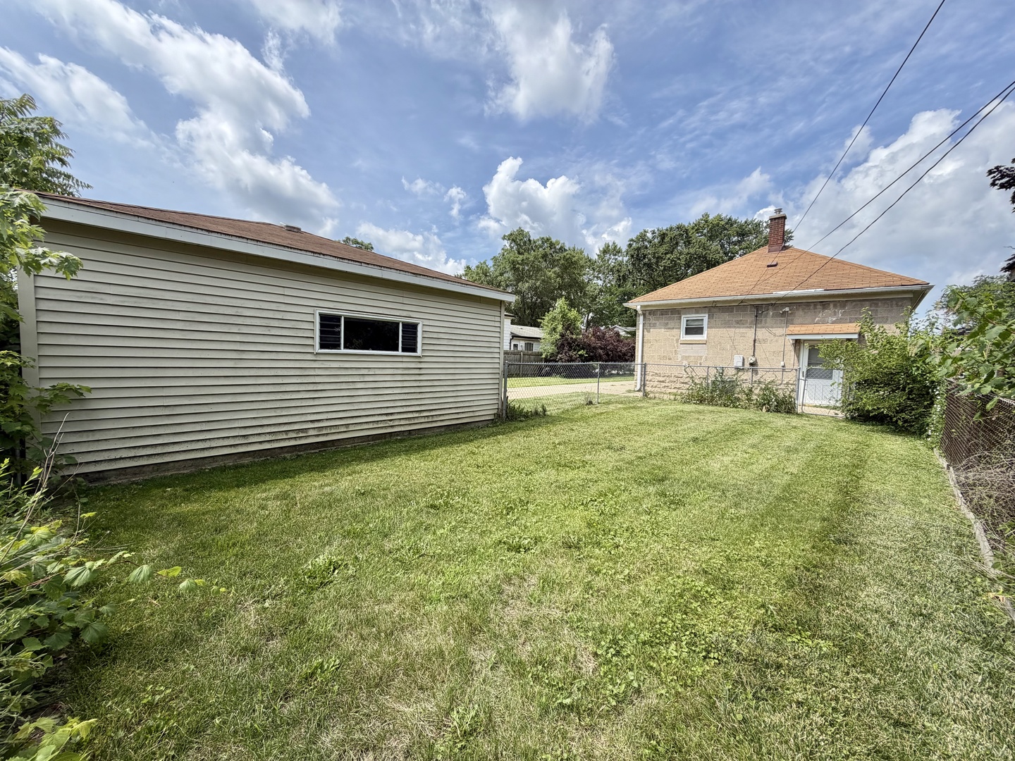 14613 Avers Avenue Property Photo 6