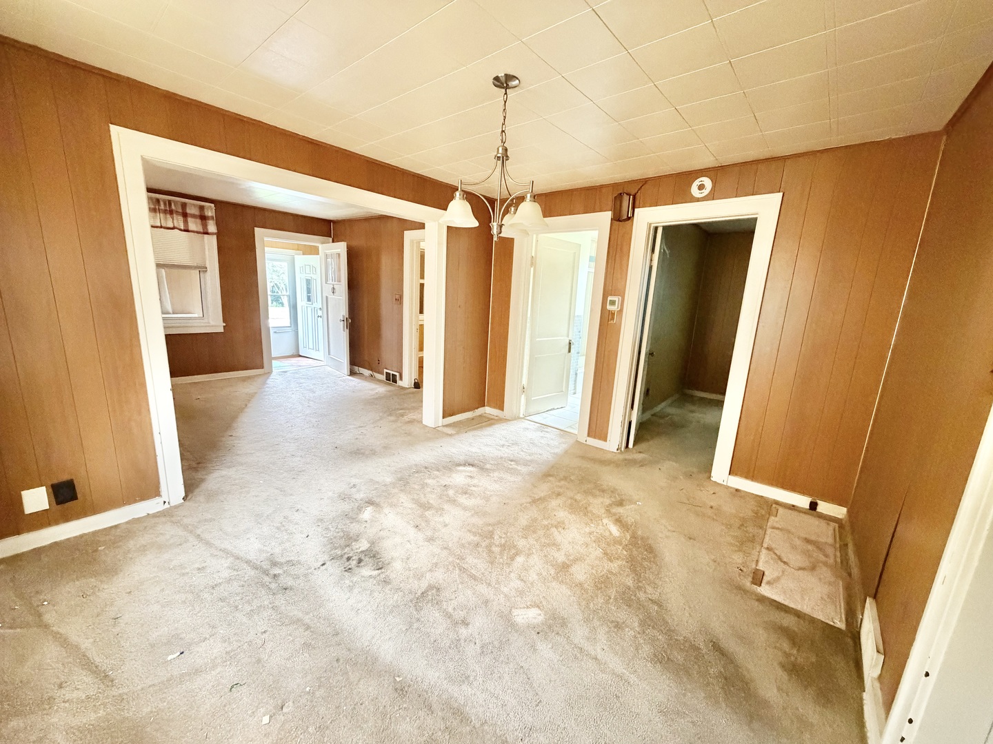 14613 Avers Avenue Property Photo 8
