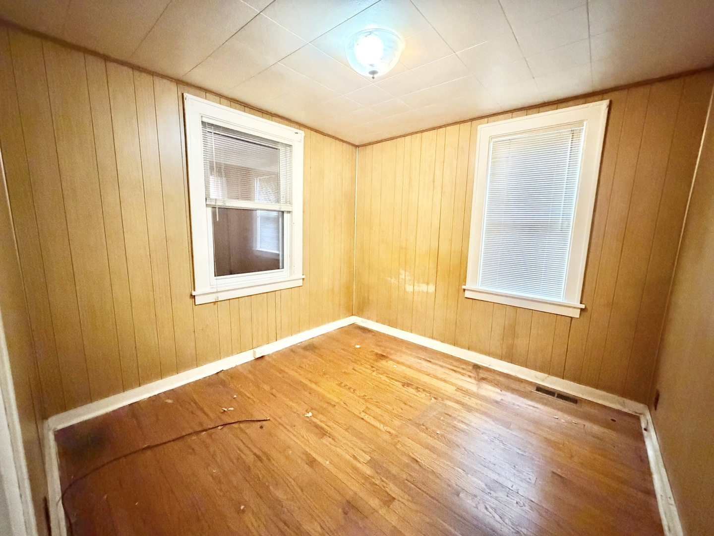 14613 Avers Avenue Property Photo 11