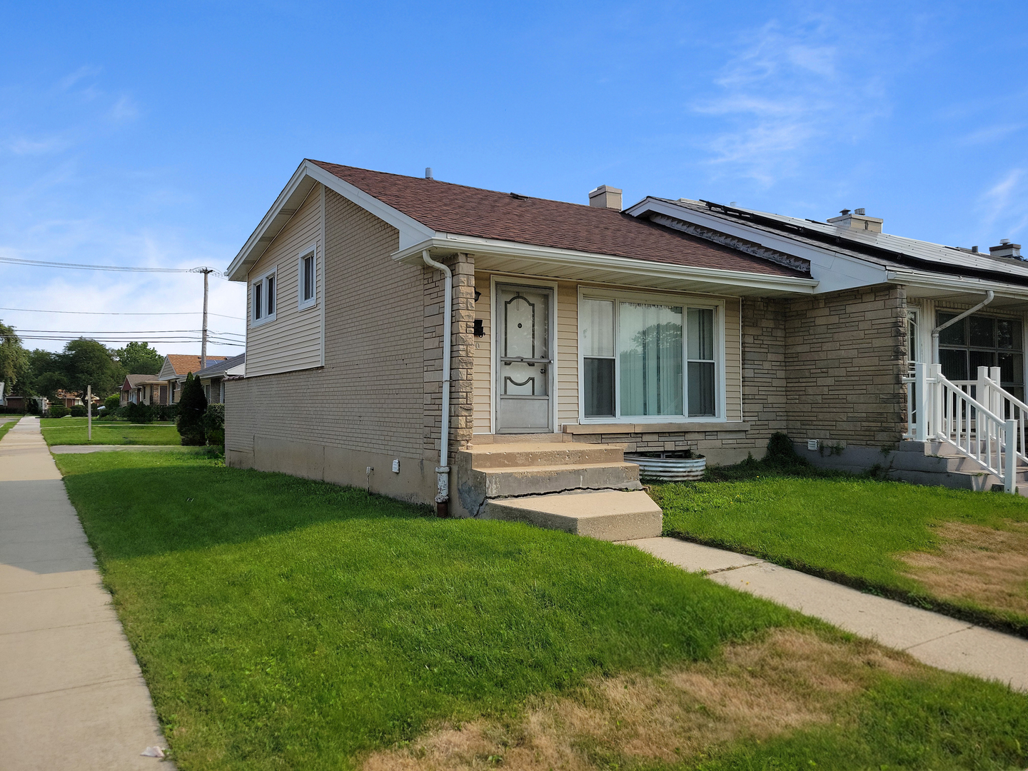 1300 E 87th Street Property Photo 2