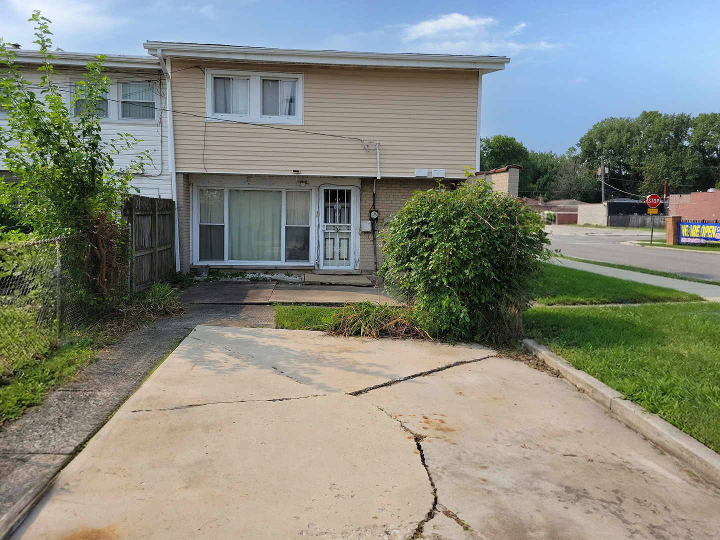 1300 E 87th Street Property Photo 4
