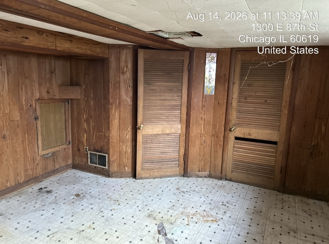 1300 E 87th Street Property Photo 8