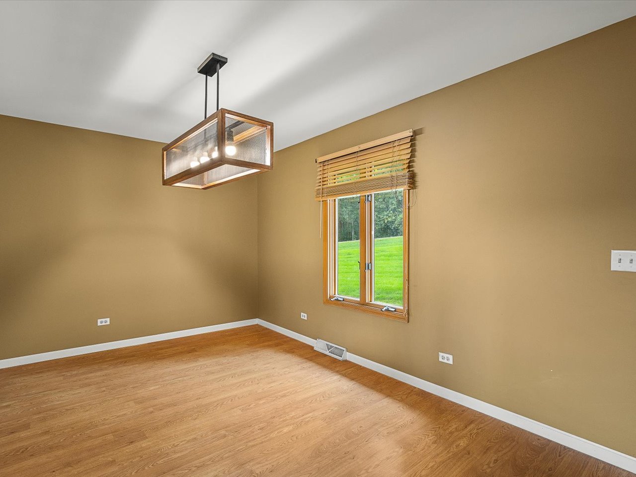 2615 Poplar View Bend Property Photo 27