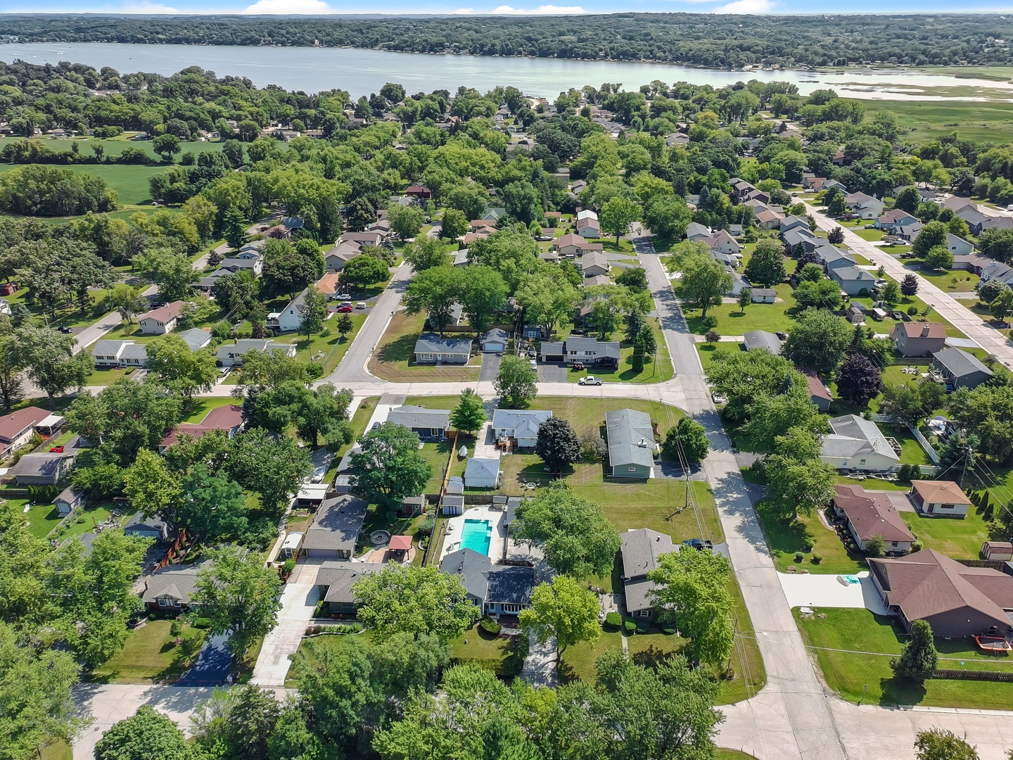 2910 Hickory Lane Property Photo 8