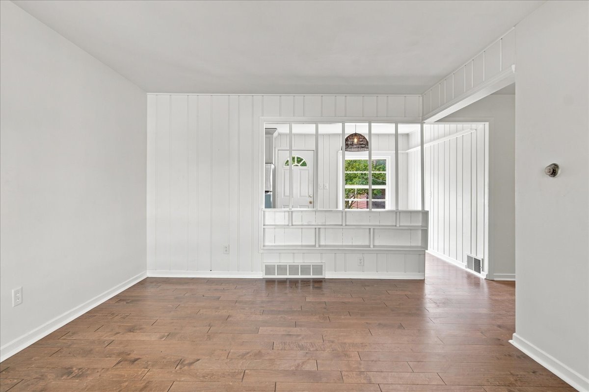1304 11th Avenue Property Photo 4