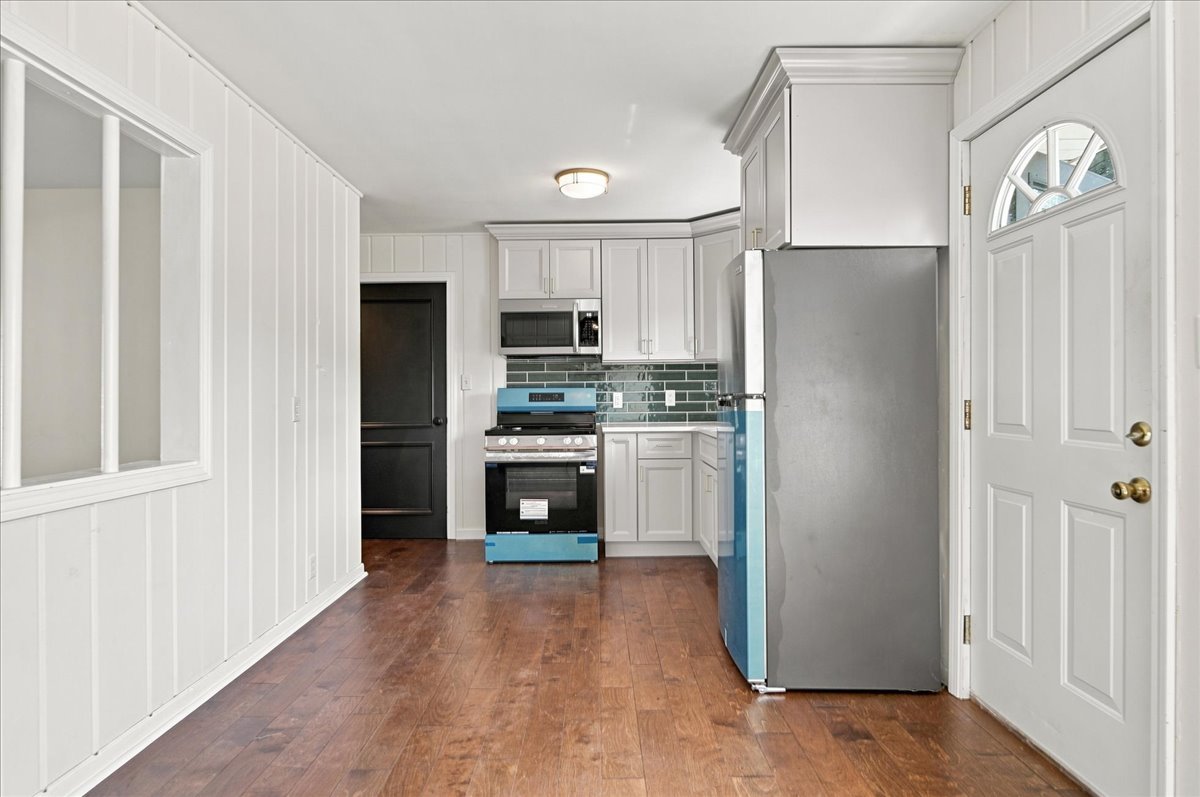 1304 11th Avenue Property Photo 5