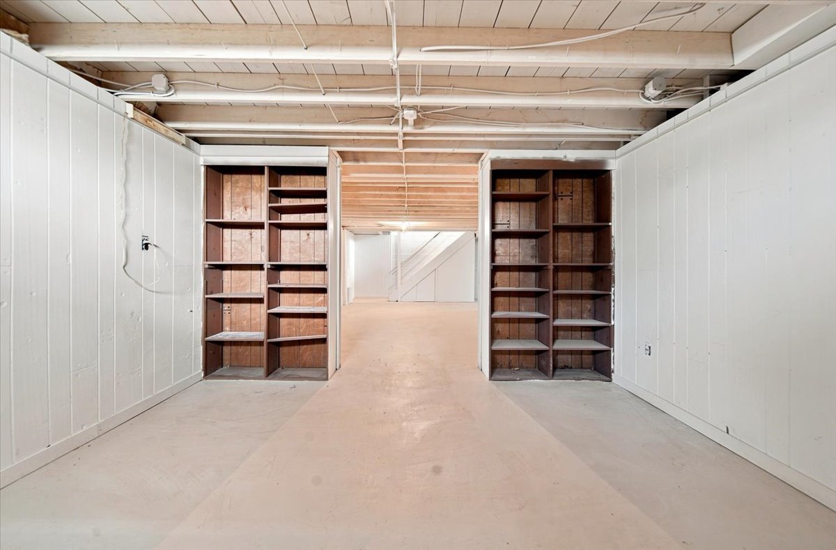 1304 11th Avenue Property Photo 13