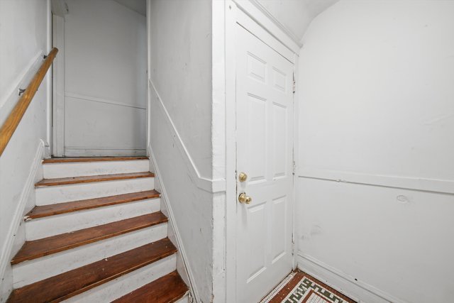 1641 N Linder Avenue Property Photo 22