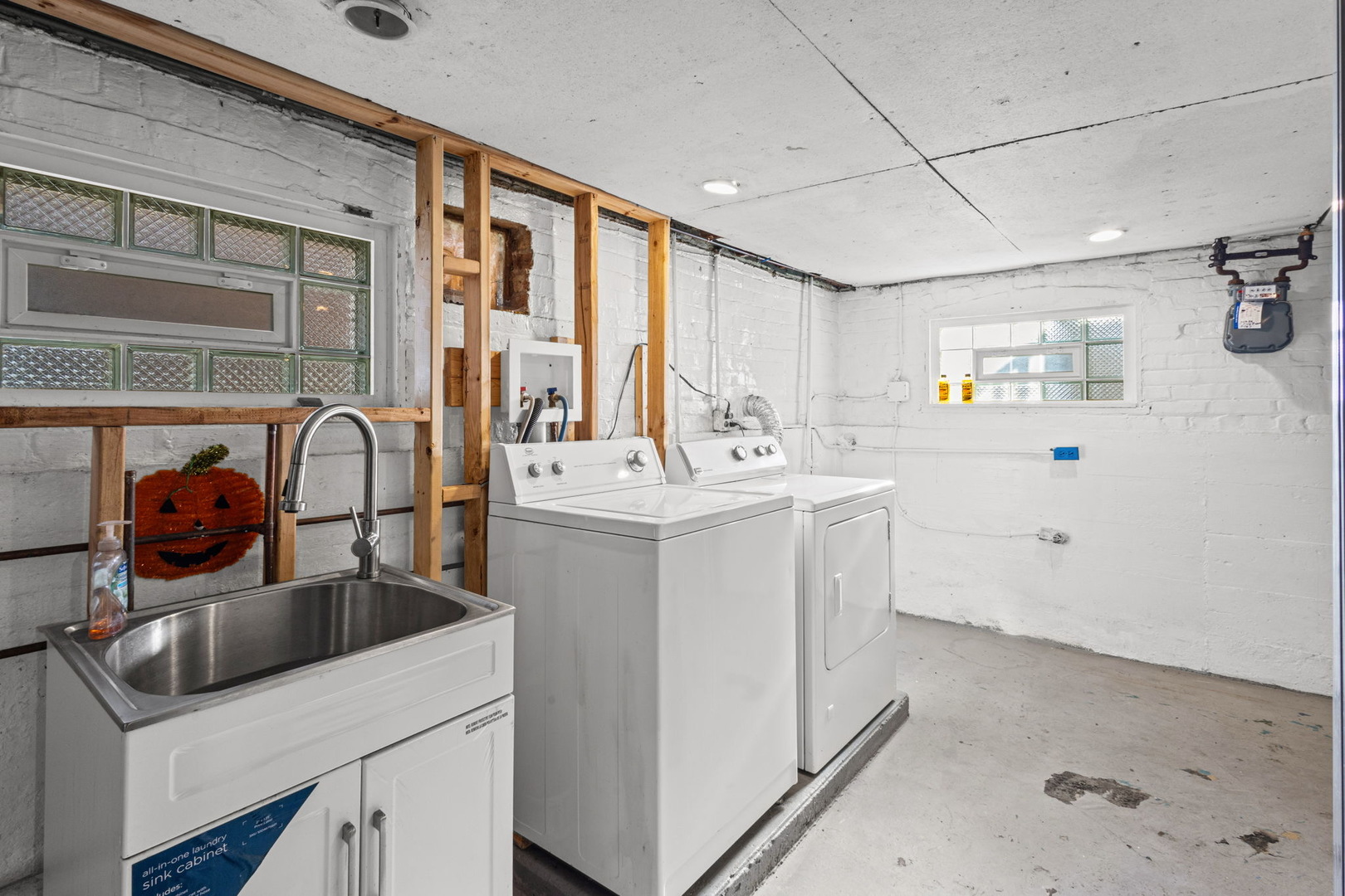 8340 S Yates Boulevard Property Photo 20