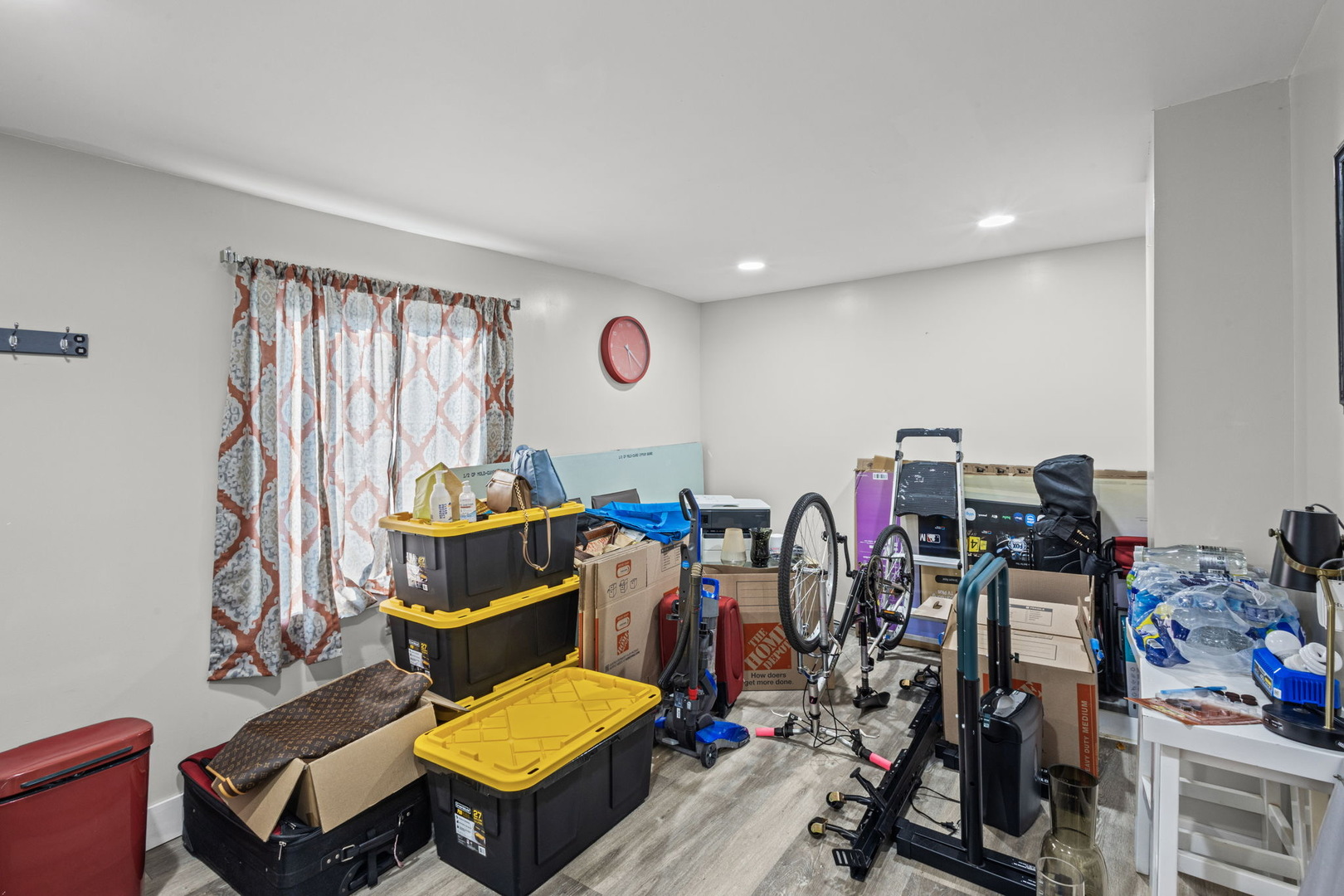 8340 S Yates Boulevard Property Photo 22