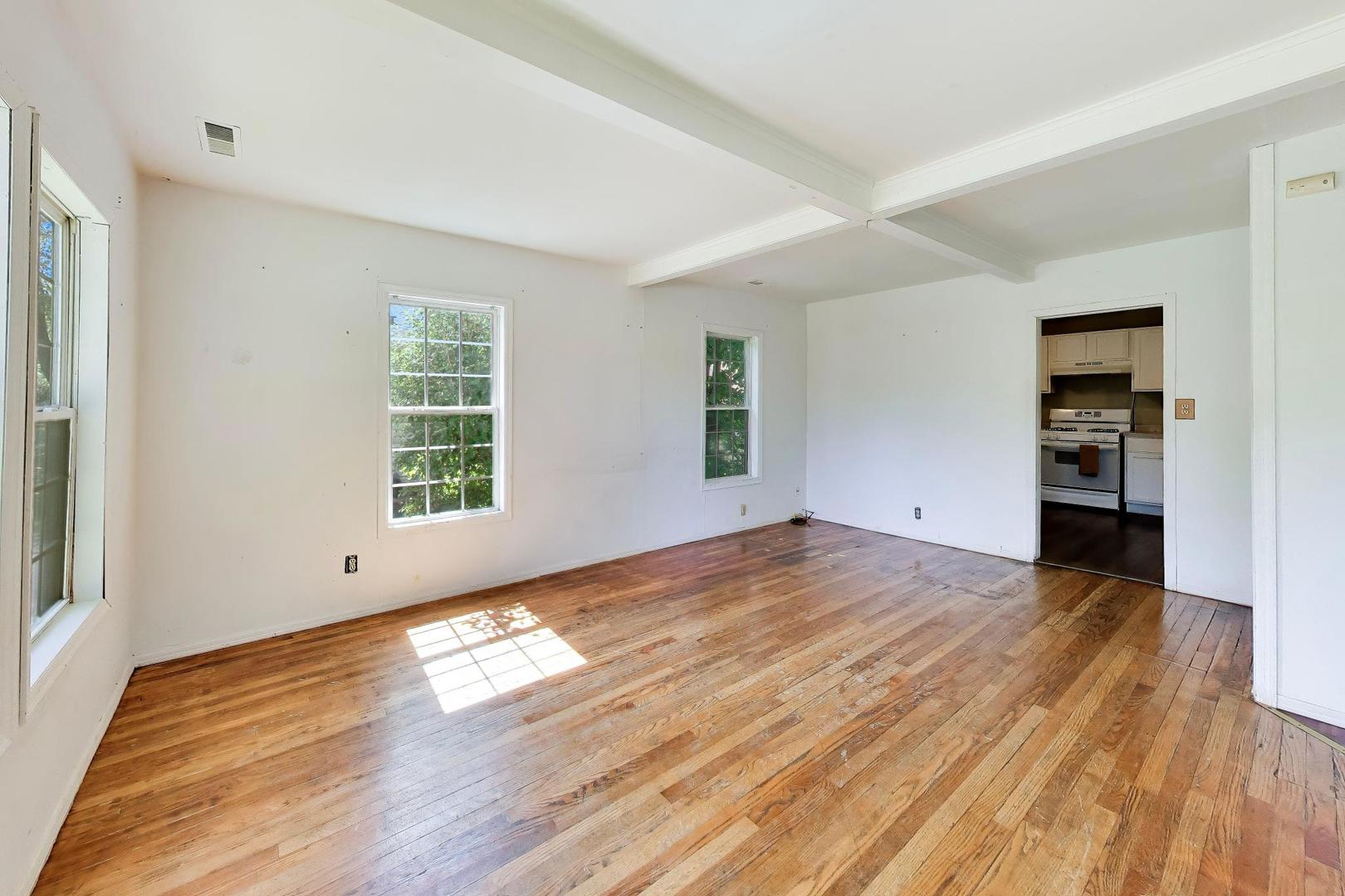 1504 North Avenue Property Photo 4