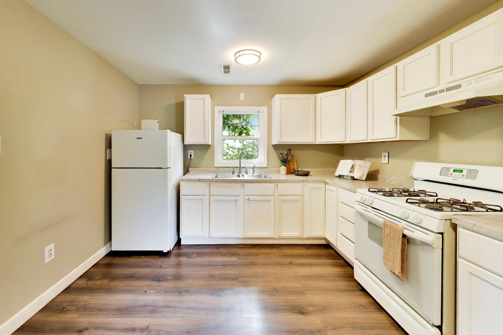 1504 North Avenue Property Photo 11
