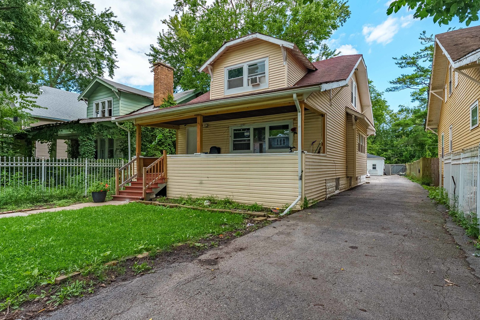 15117 Vine Avenue Property Photo 1