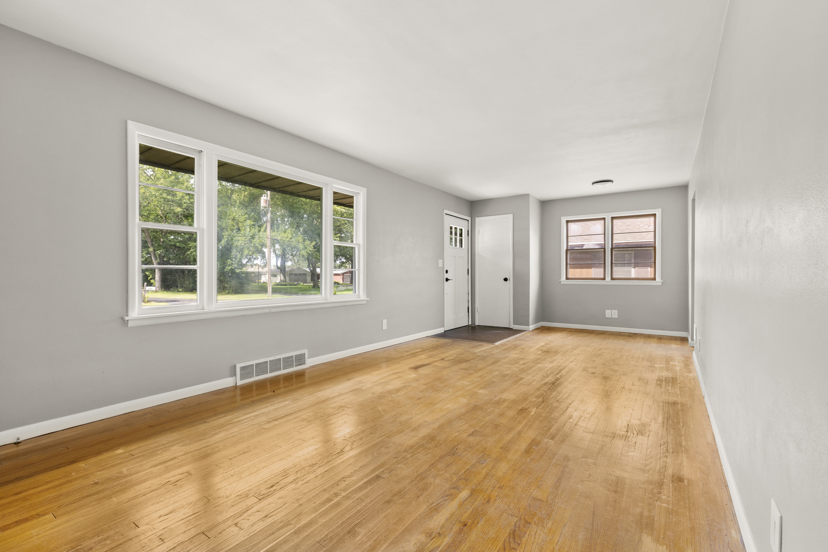 6319 Park Ridge Road Property Photo 3