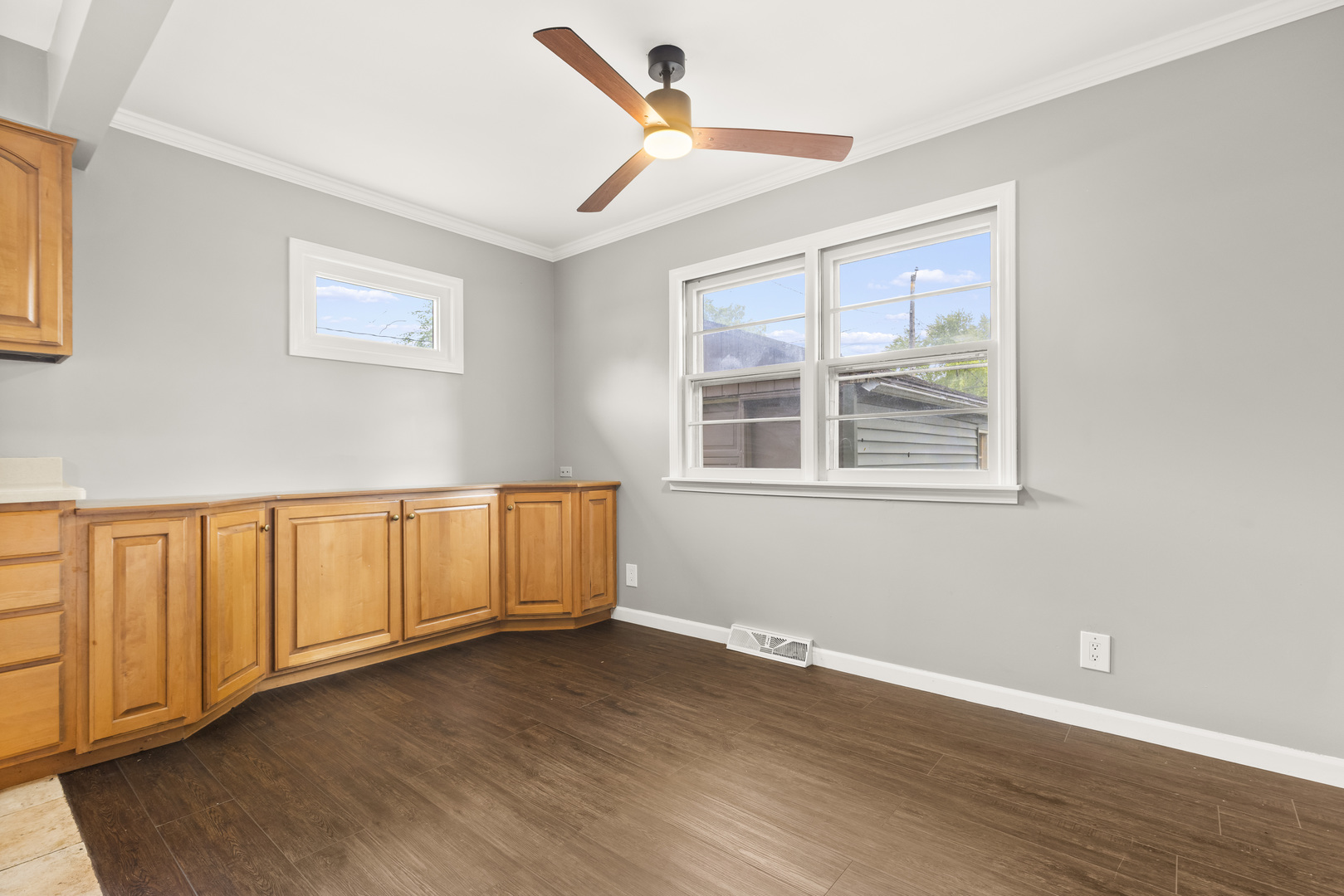 6319 Park Ridge Road Property Photo 6