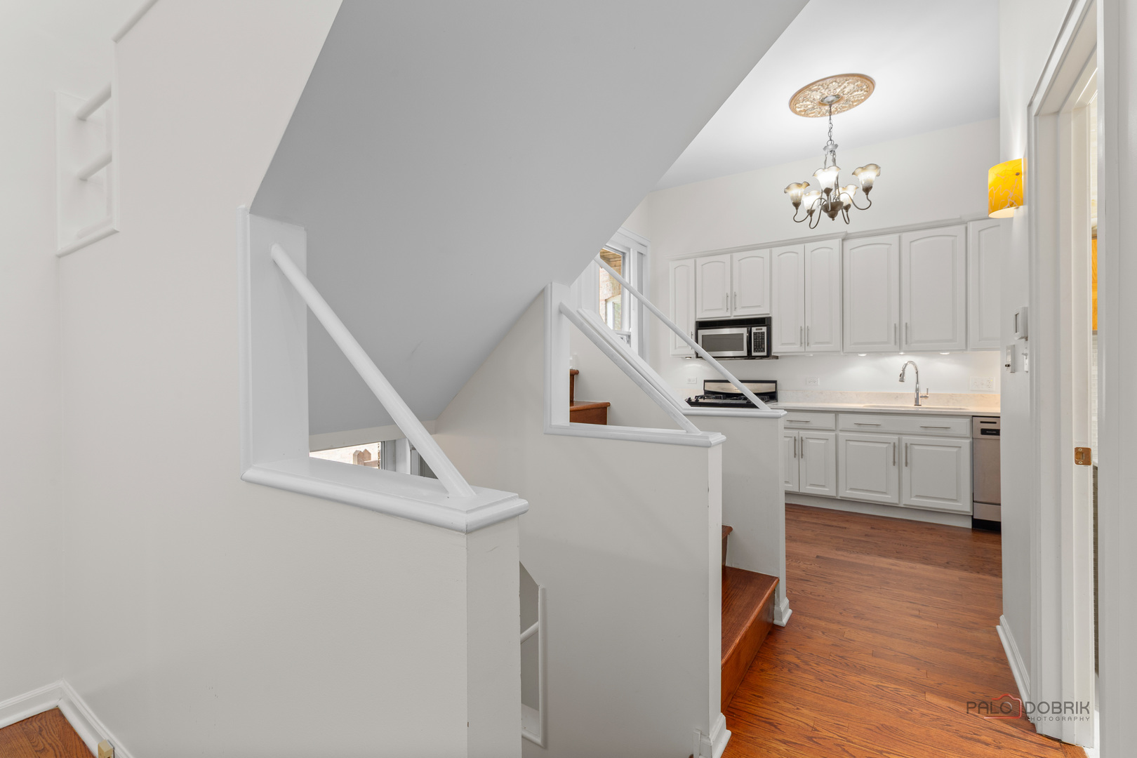 421 W Oakdale Avenue 4 Property Photo 10