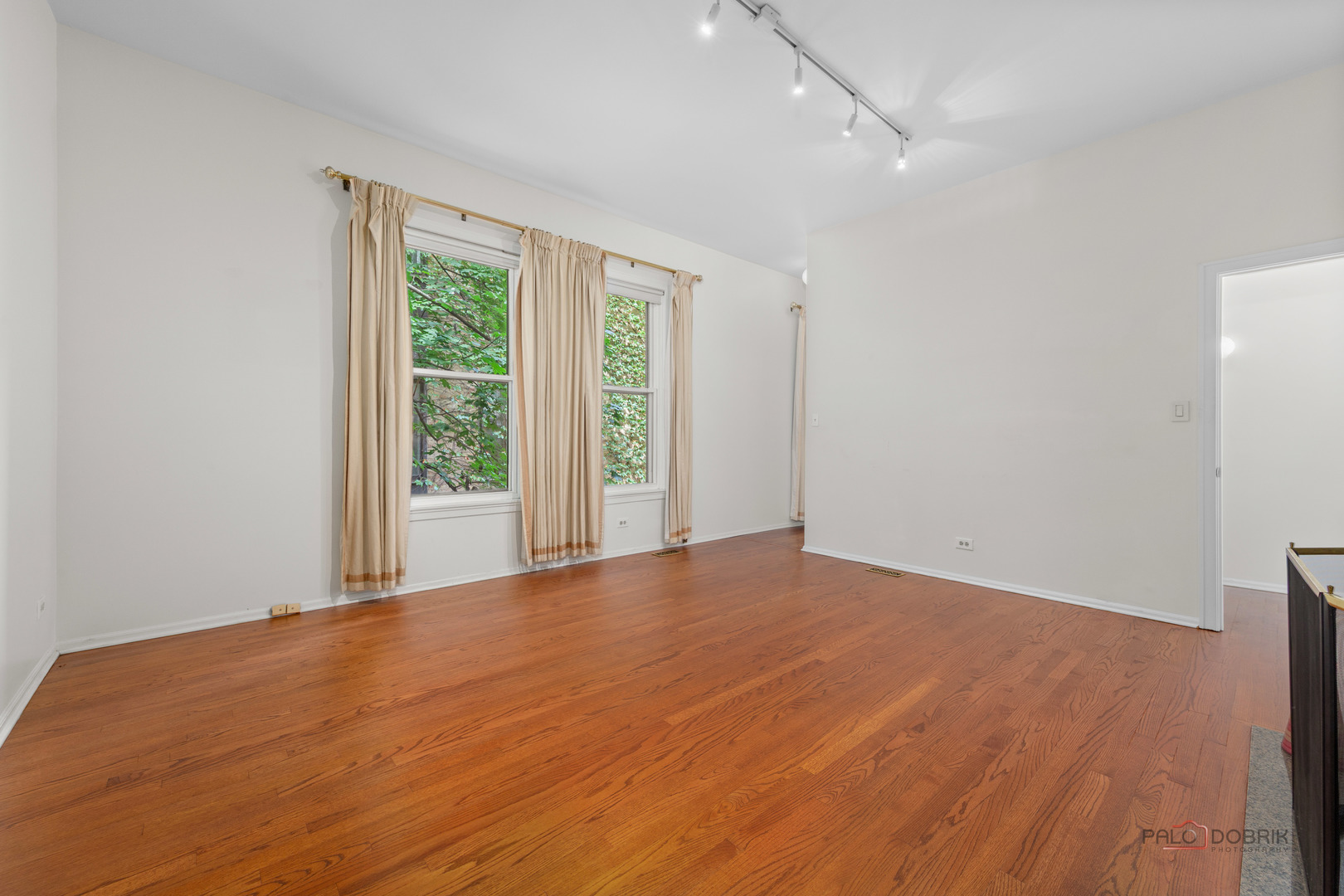 421 W Oakdale Avenue 4 Property Photo 13