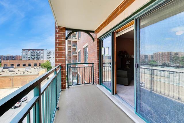 750 Pearson Street 407 Property Photo 16