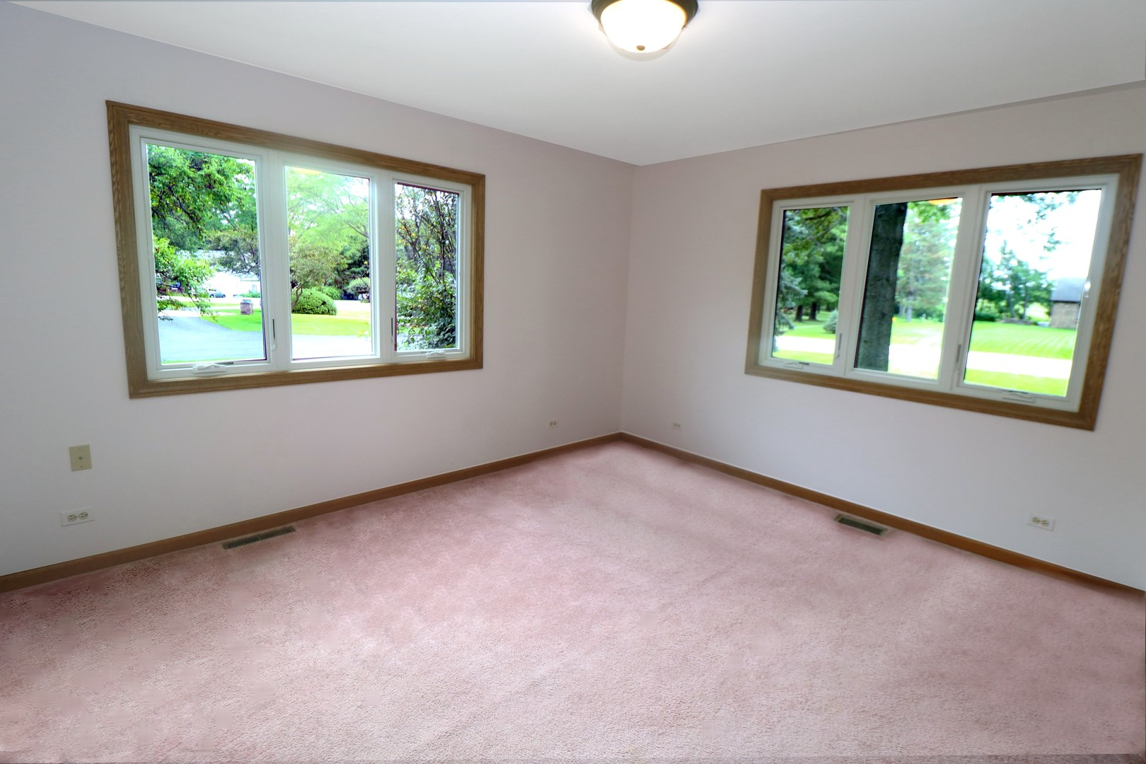 3095 Boerderij Way Property Photo 9