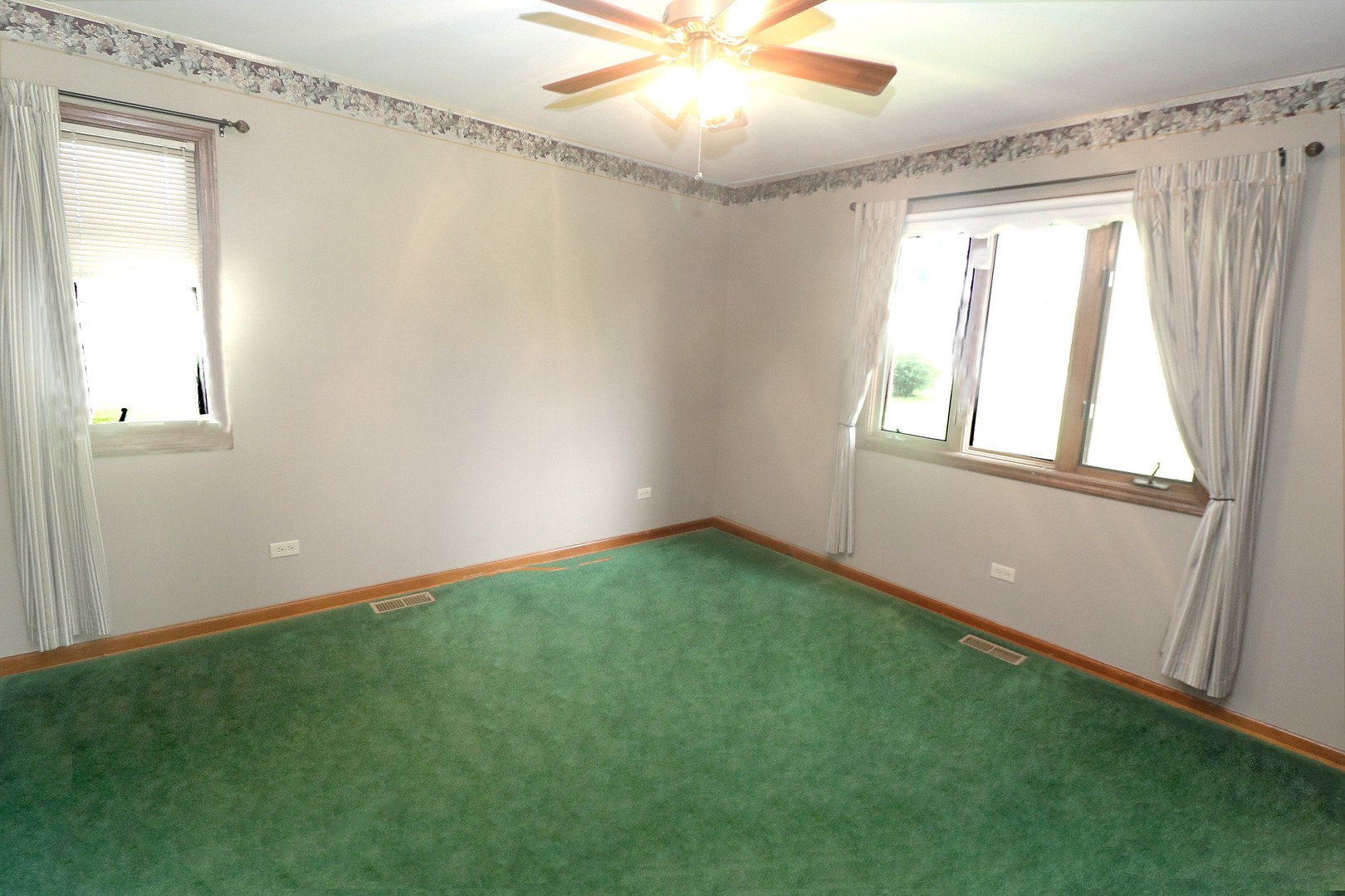 3095 Boerderij Way Property Photo 18
