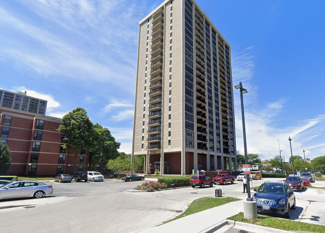2901 S Michigan Avenue 506 Property Photo 1