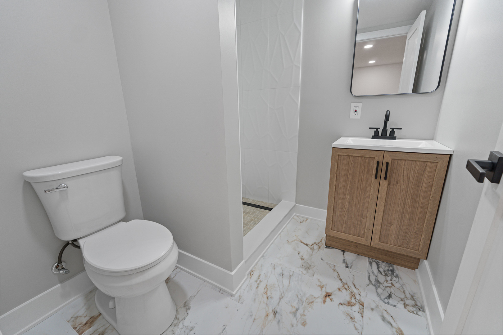 2042 W Coulter Street Property Photo 15