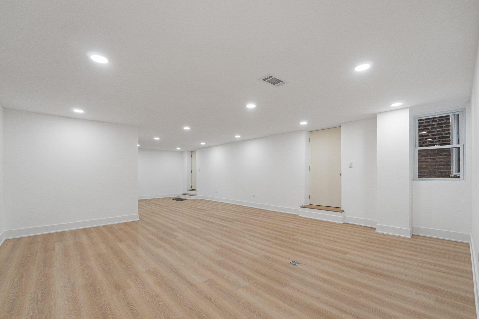 2042 W Coulter Street Property Photo 18