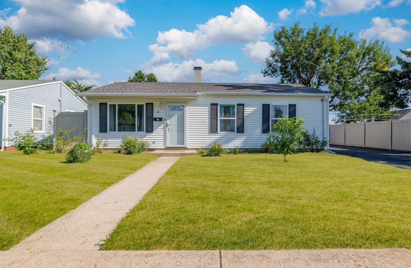 4 Arlington Drive