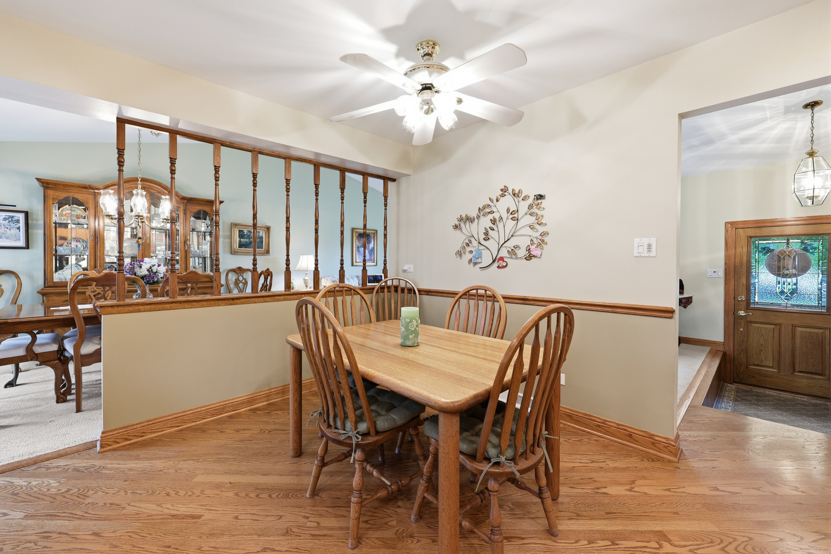 22w375 Walnut Avenue Property Photo 13