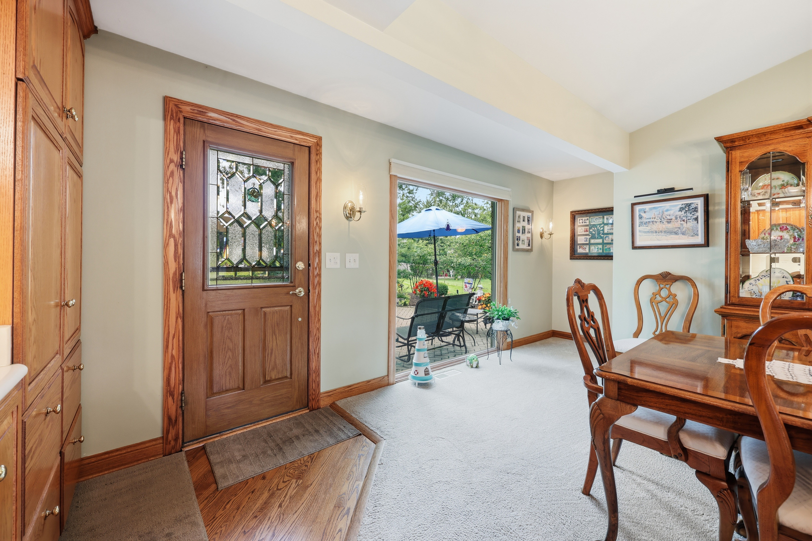 22w375 Walnut Avenue Property Photo 14