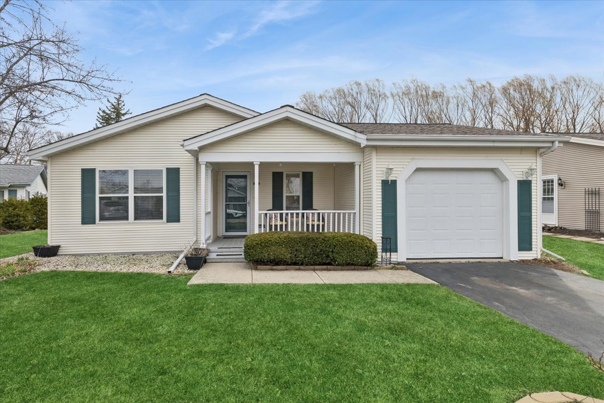 1810 Paddock Court Property Photo 1