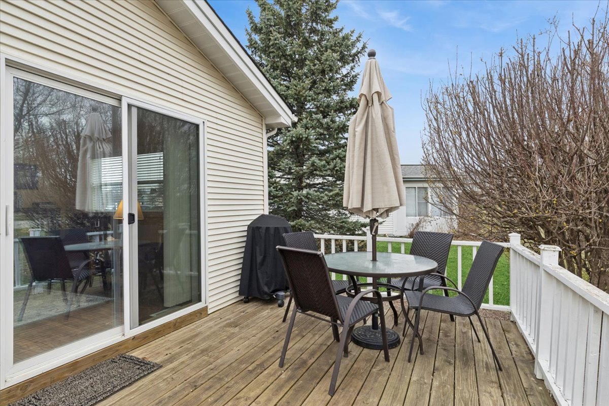 1810 Paddock Court Property Photo 19