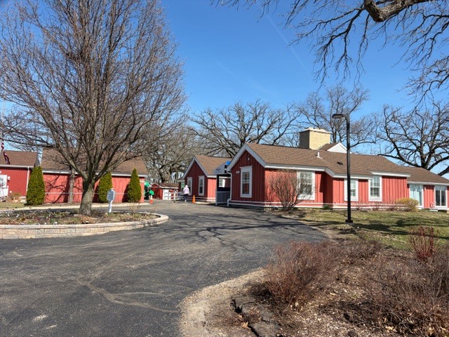 1810 Paddock Court Property Photo 25