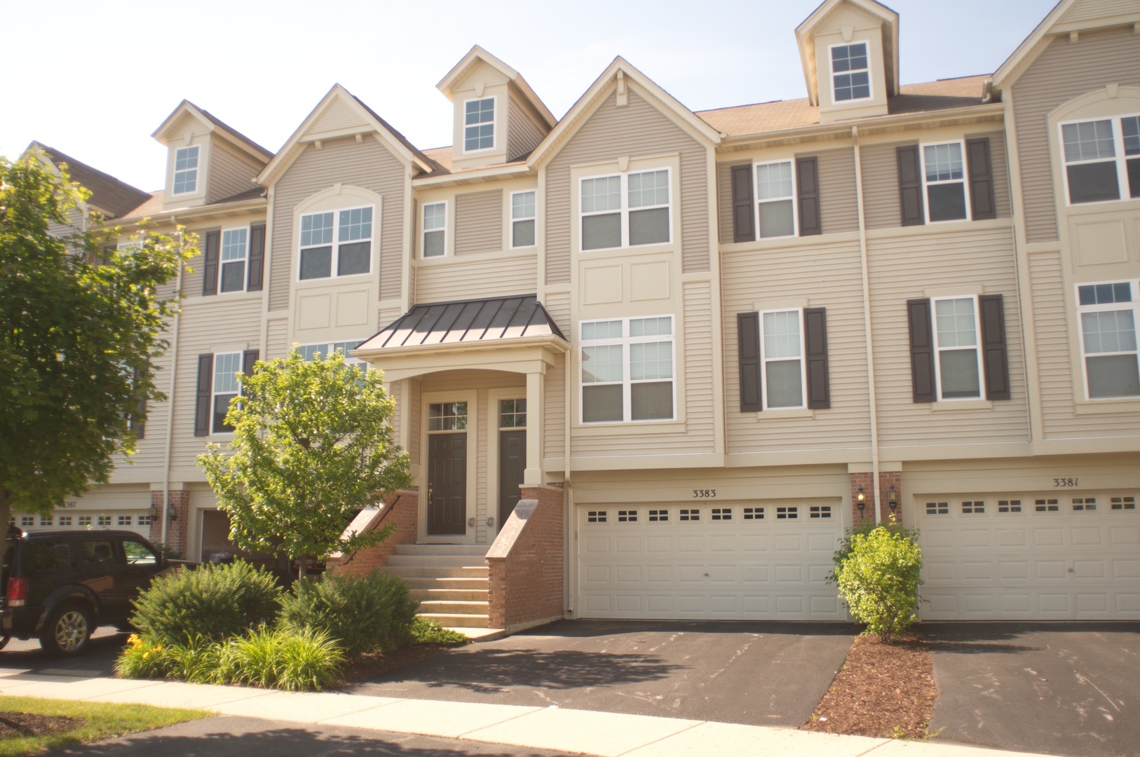 3383 Kentshire Circle Property Photo 1