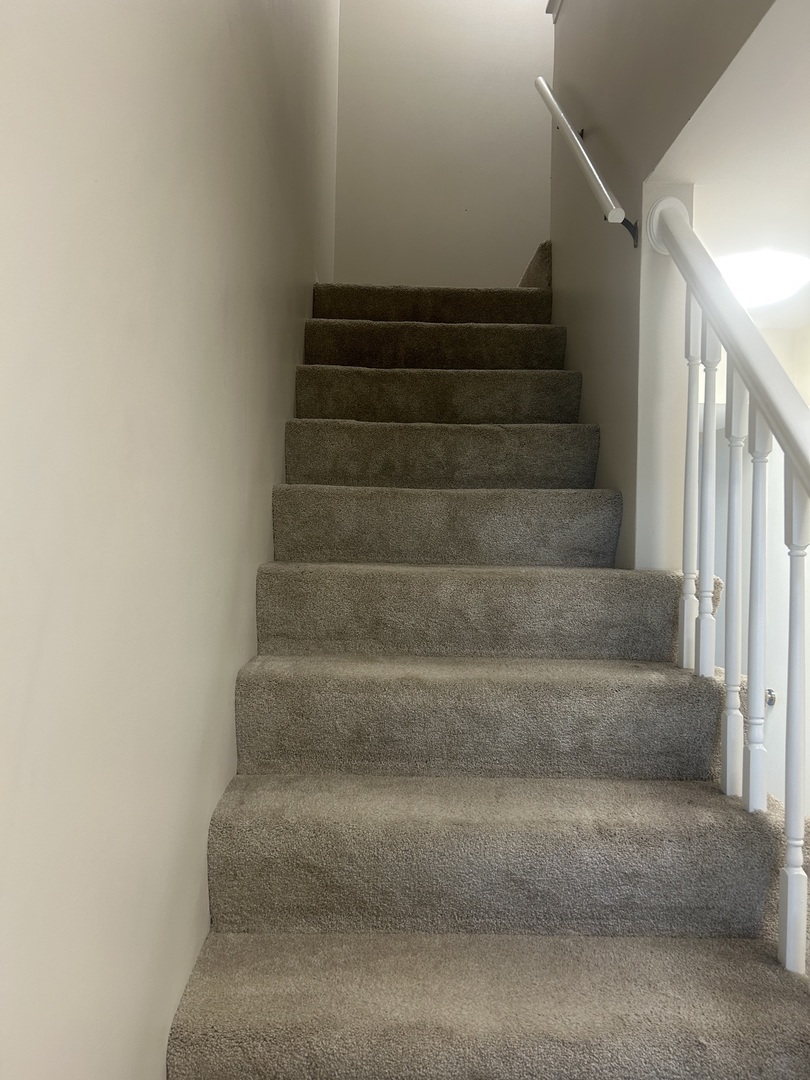 2464 Devonshire Court Property Photo 7