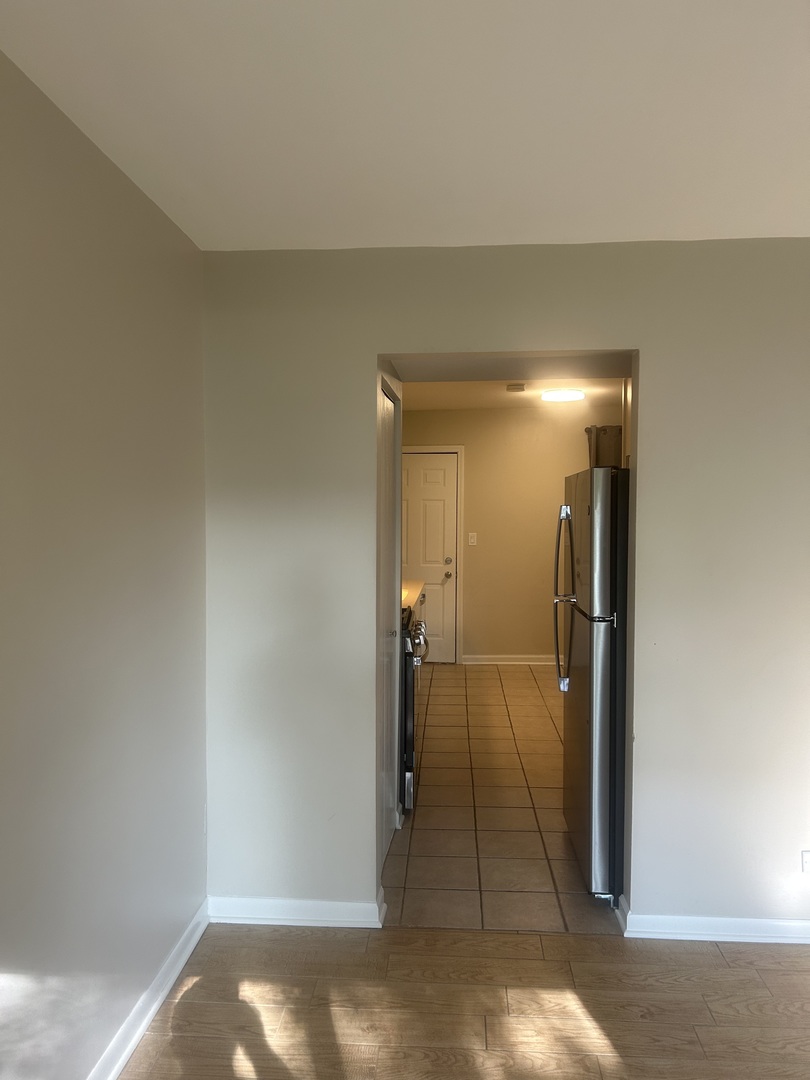 2464 Devonshire Court Property Photo 10