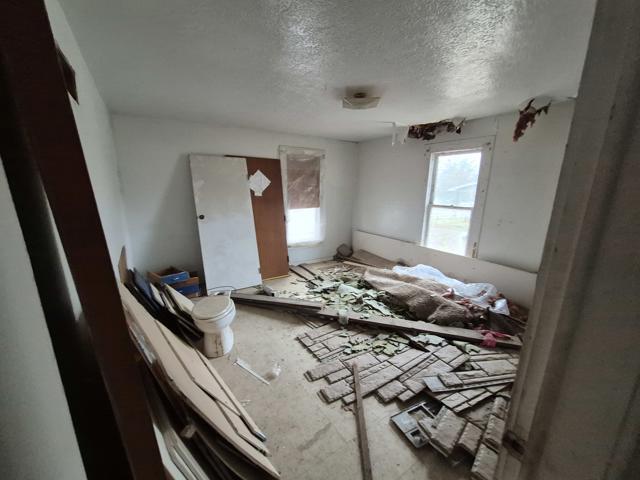 502 E Saint Charles Avenue Property Photo 3