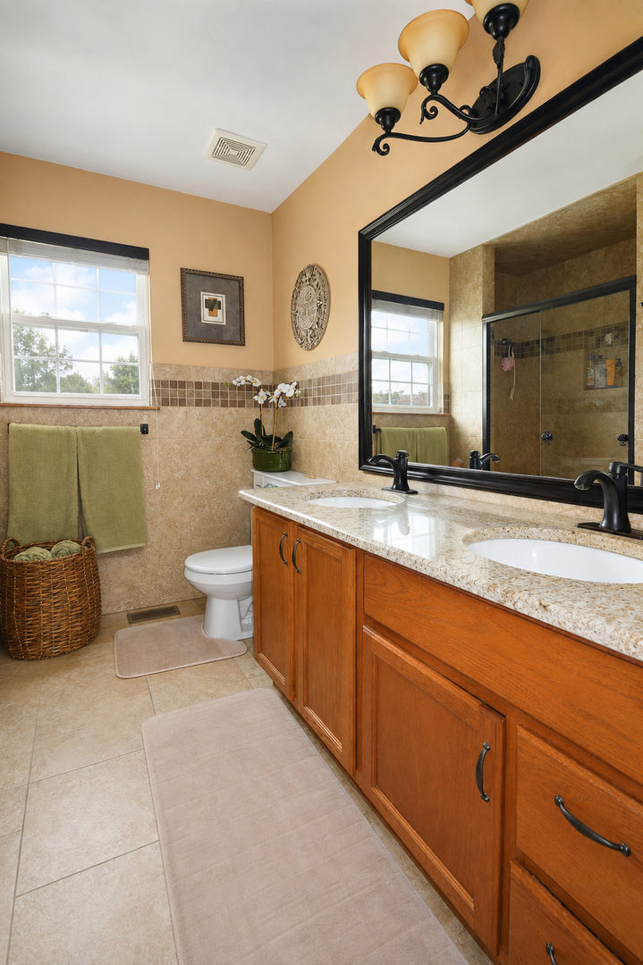 1594 Baytree Drive Property Photo 10