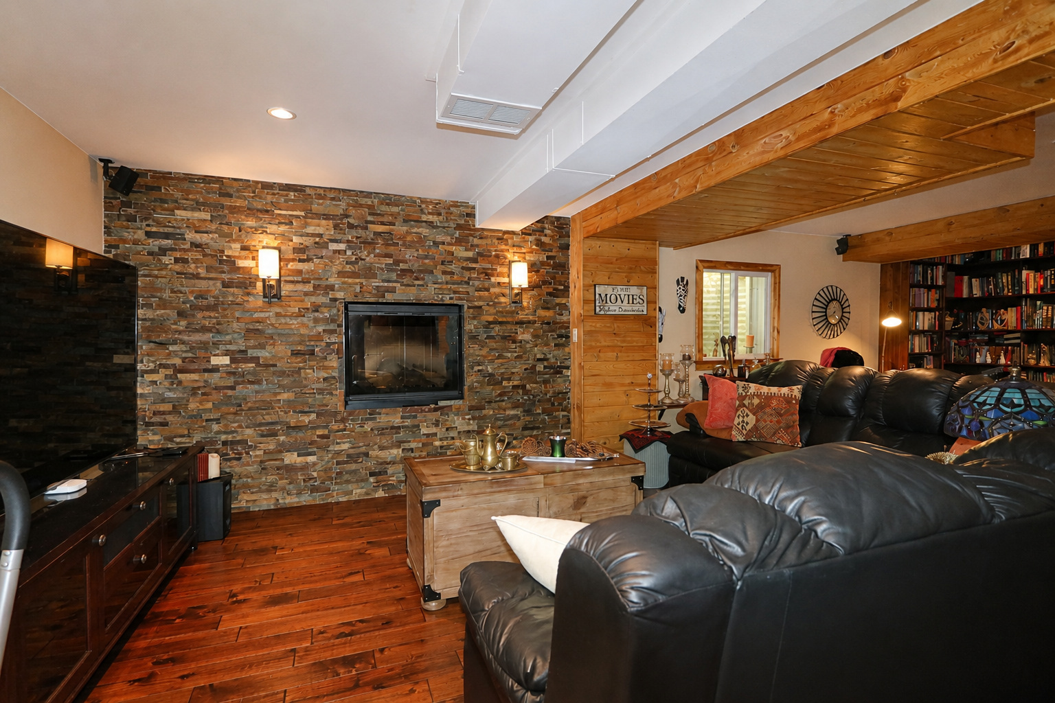 1594 Baytree Drive Property Photo 13