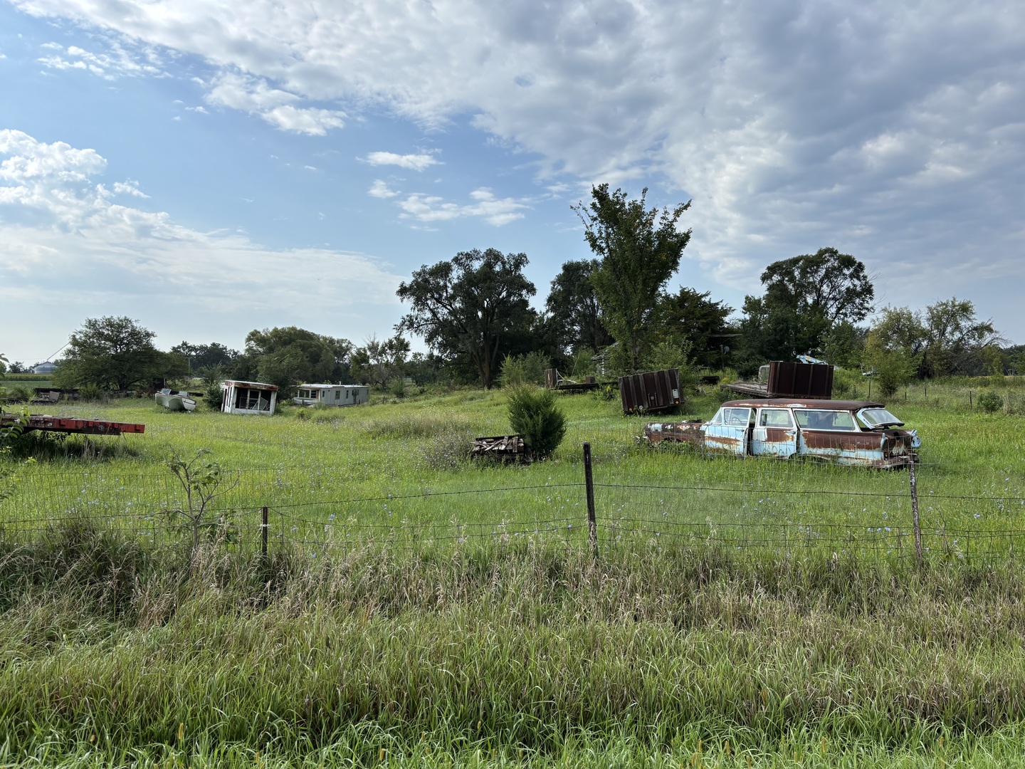 1635 E 1553 Road Property Photo 3