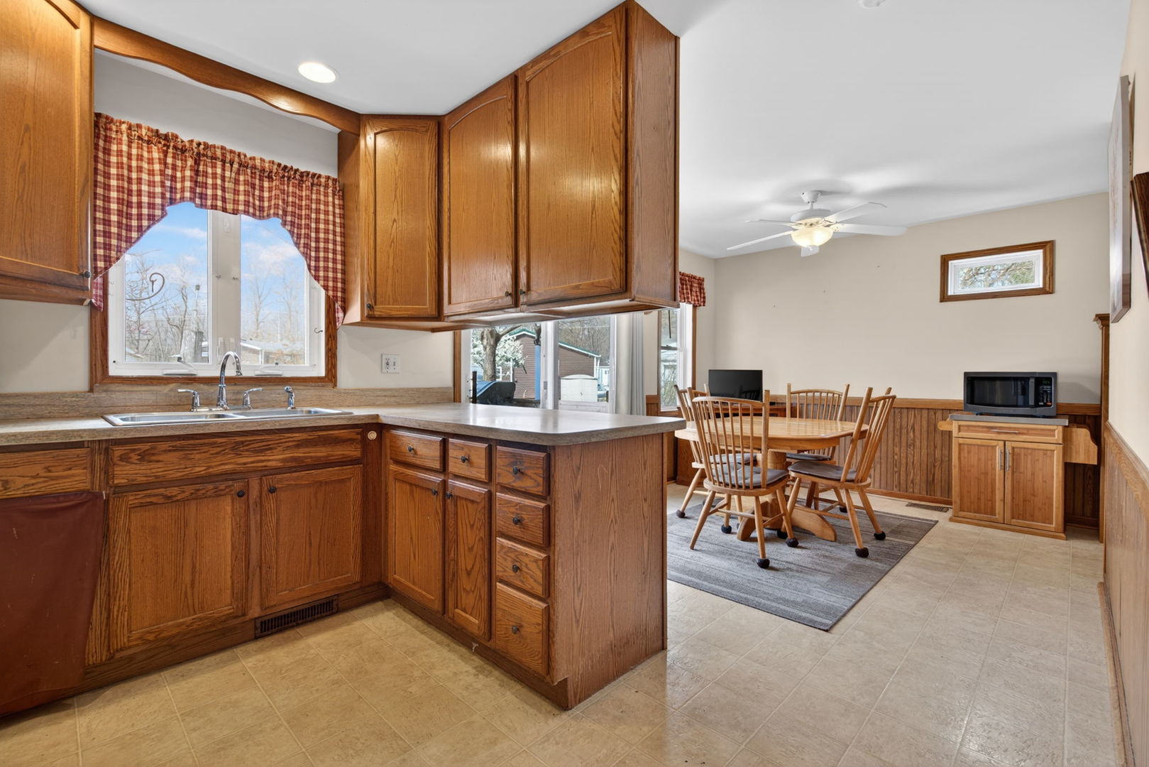 1 Largemouth Lane Property Photo 13