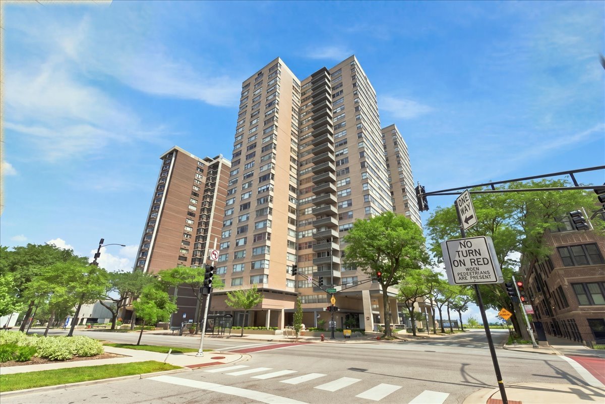 6301 N Sheridan Road 3d Property Photo