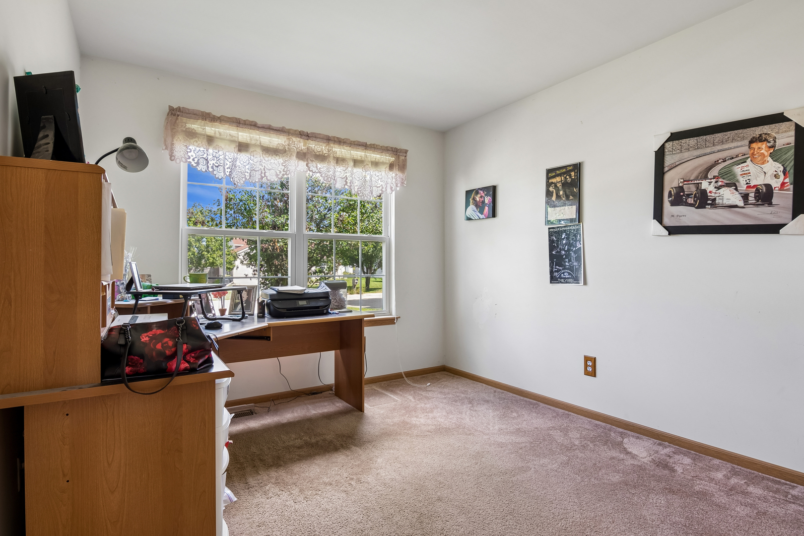 92 Prairiefield Avenue Property Photo 12