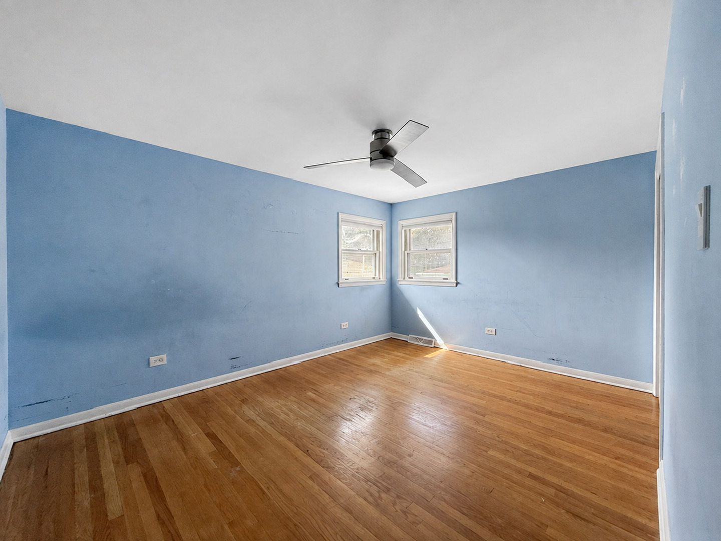 1638 Forest Road Property Photo 21