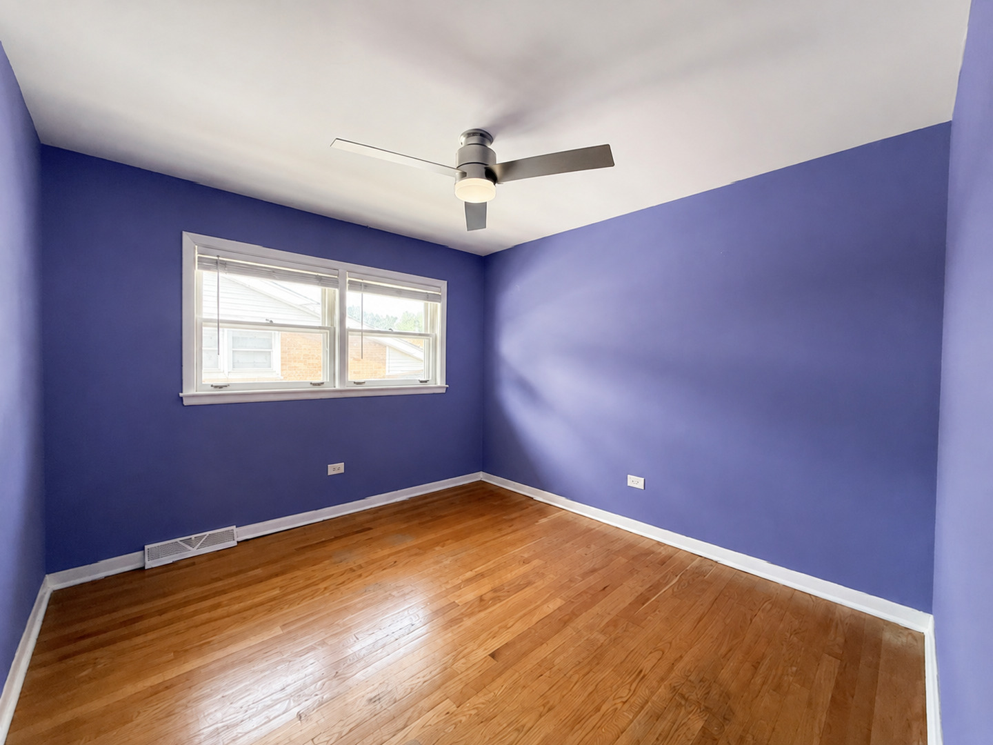1638 Forest Road Property Photo 24